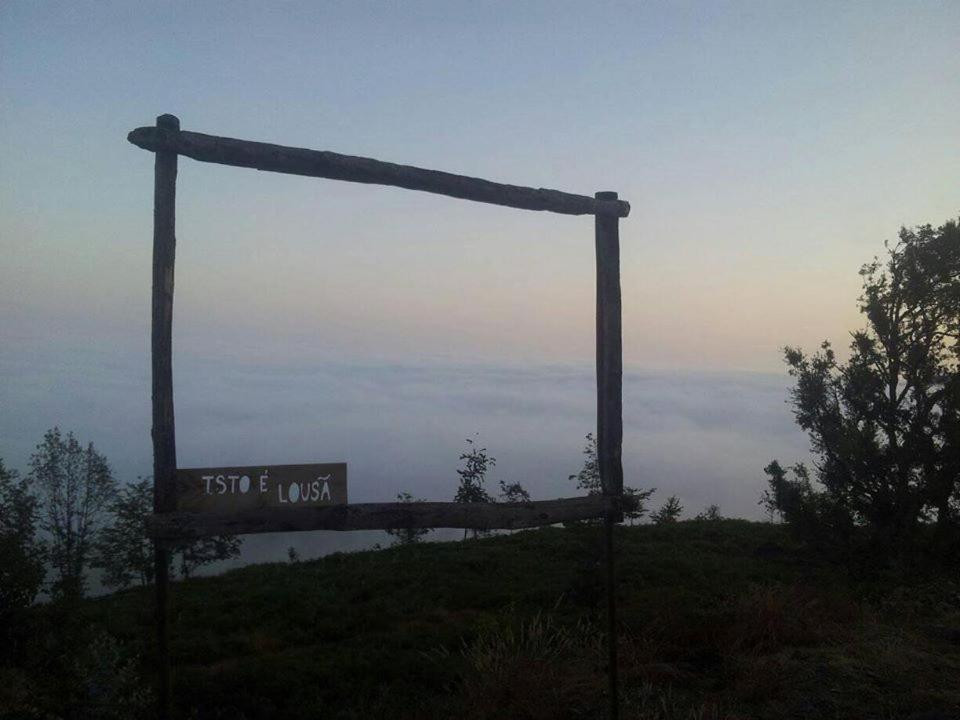 Chez Louise: Onde A Serra Beija O Ceu Луса Экстерьер фото
