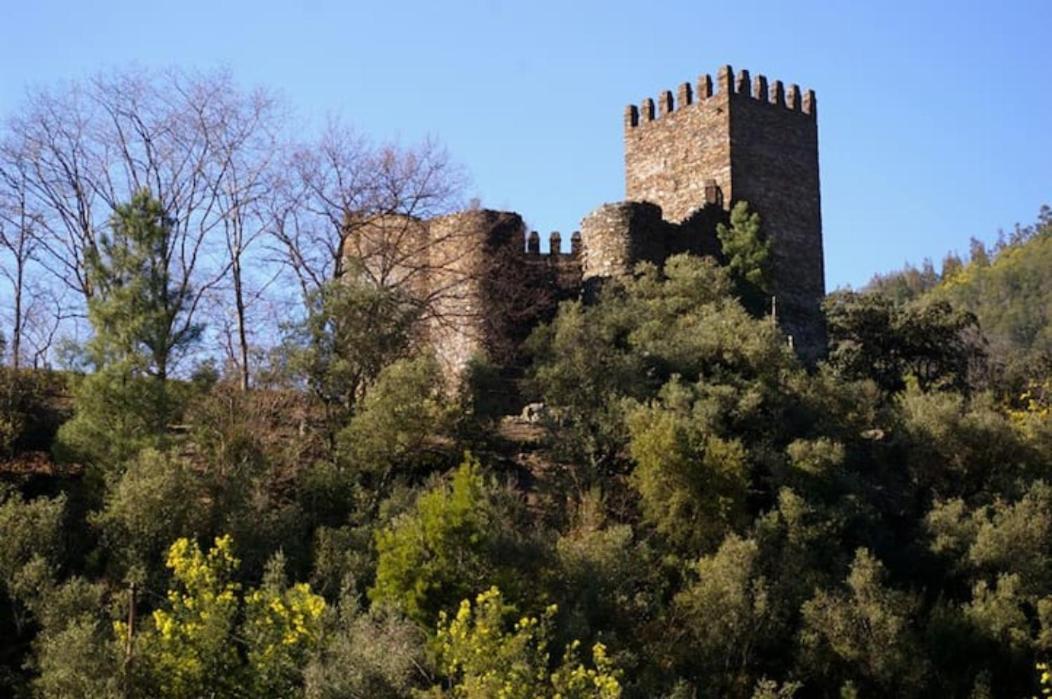Chez Louise: Onde A Serra Beija O Ceu Луса Экстерьер фото